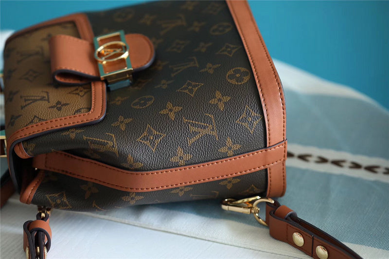 Luxury - Louis Vuitton Bags - 052