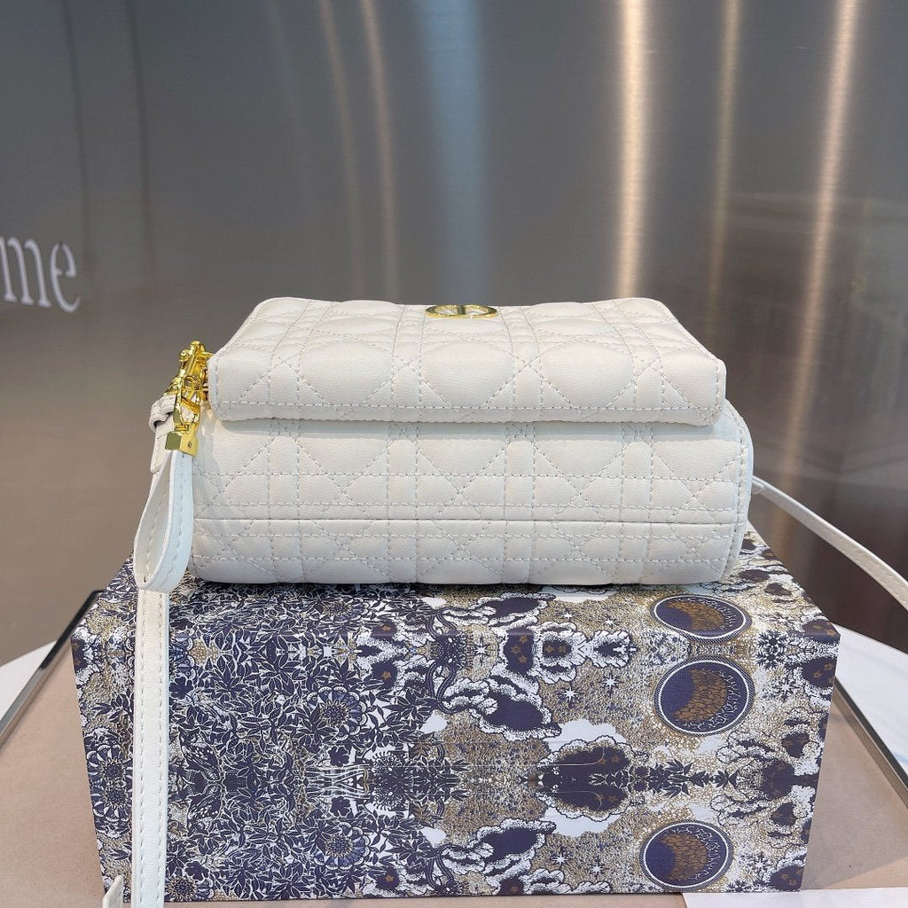 Designer Handbags dior 304