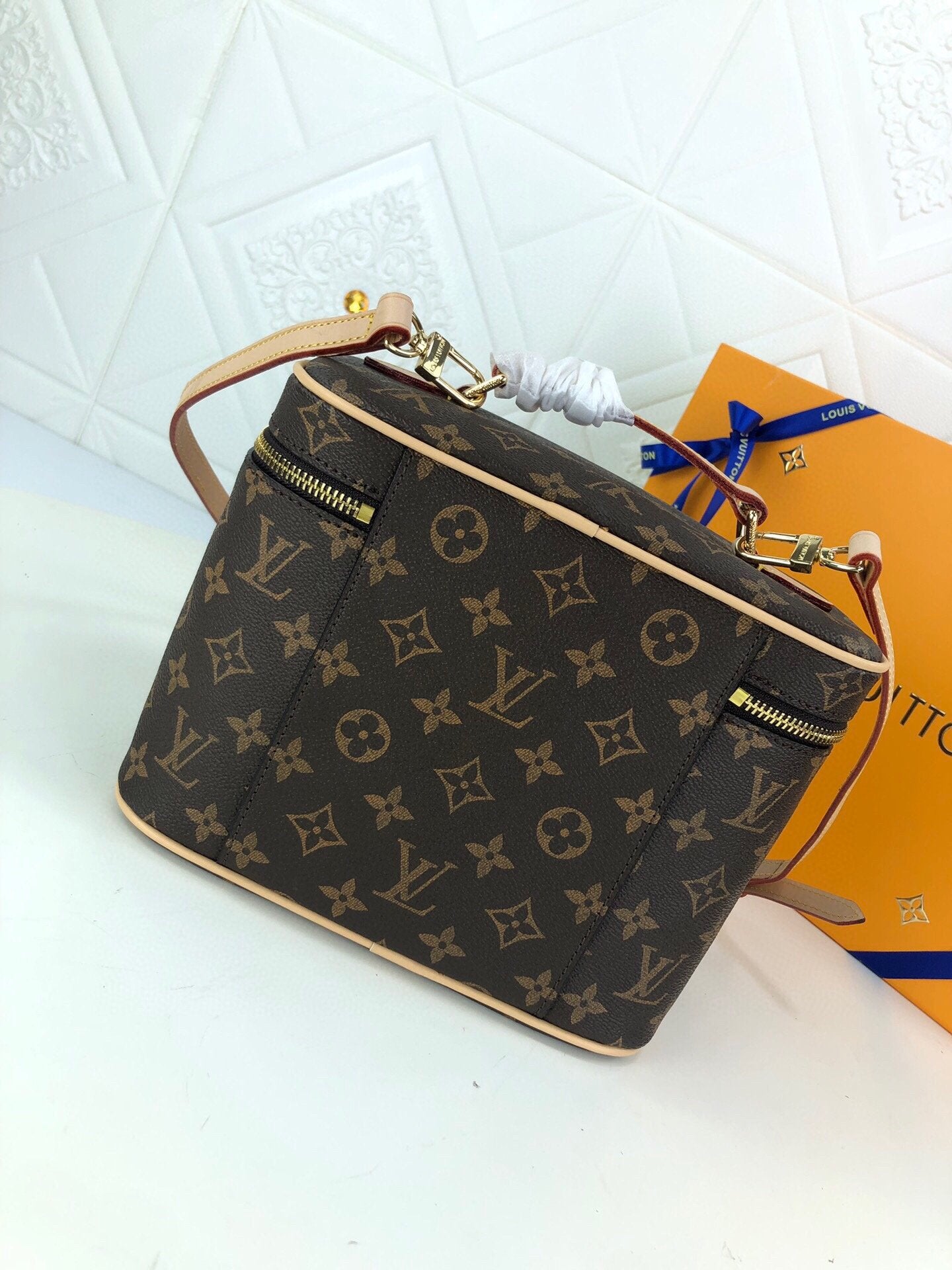 Designer Handbags Louis Vuitton 023