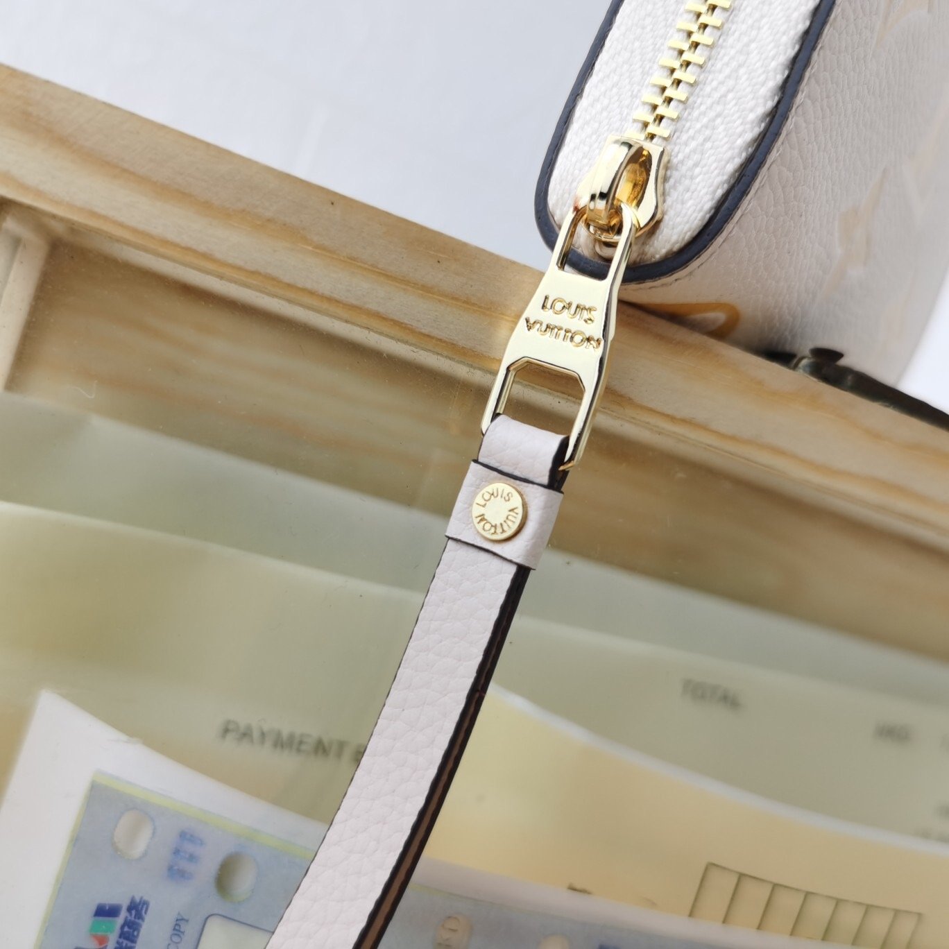 Designer Wallet louis vuitton 110