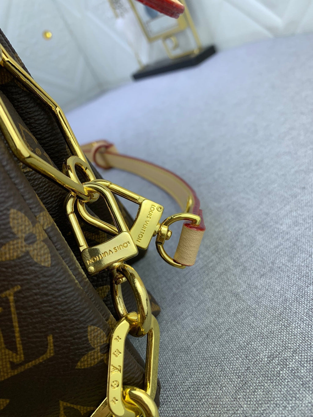 Luxury Bags Louis Vuitton  880