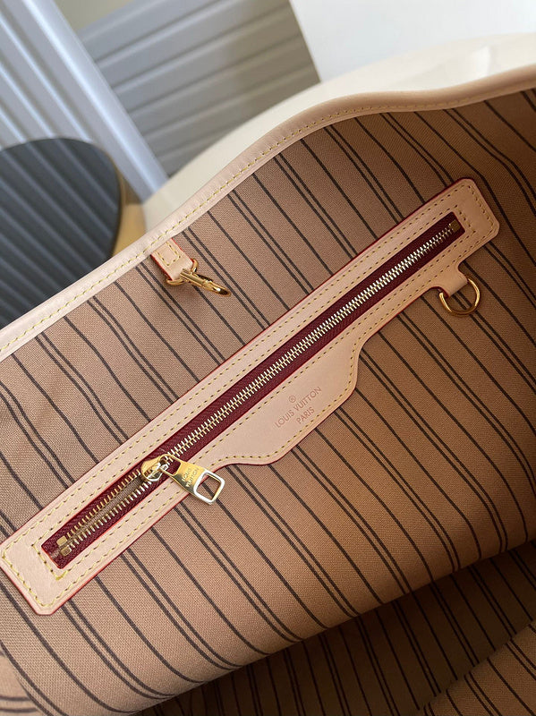 Louis Vuitton Luxury Bags 1794