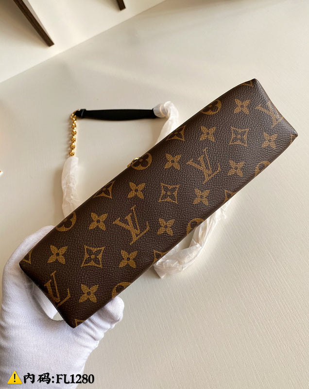 Louis Vuitton Luxury Bags 2649