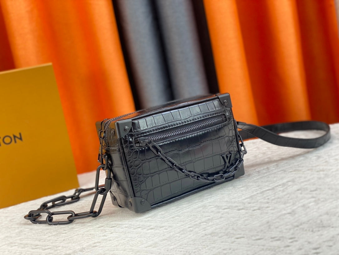 Luxury Bags Louis Vuitton  741