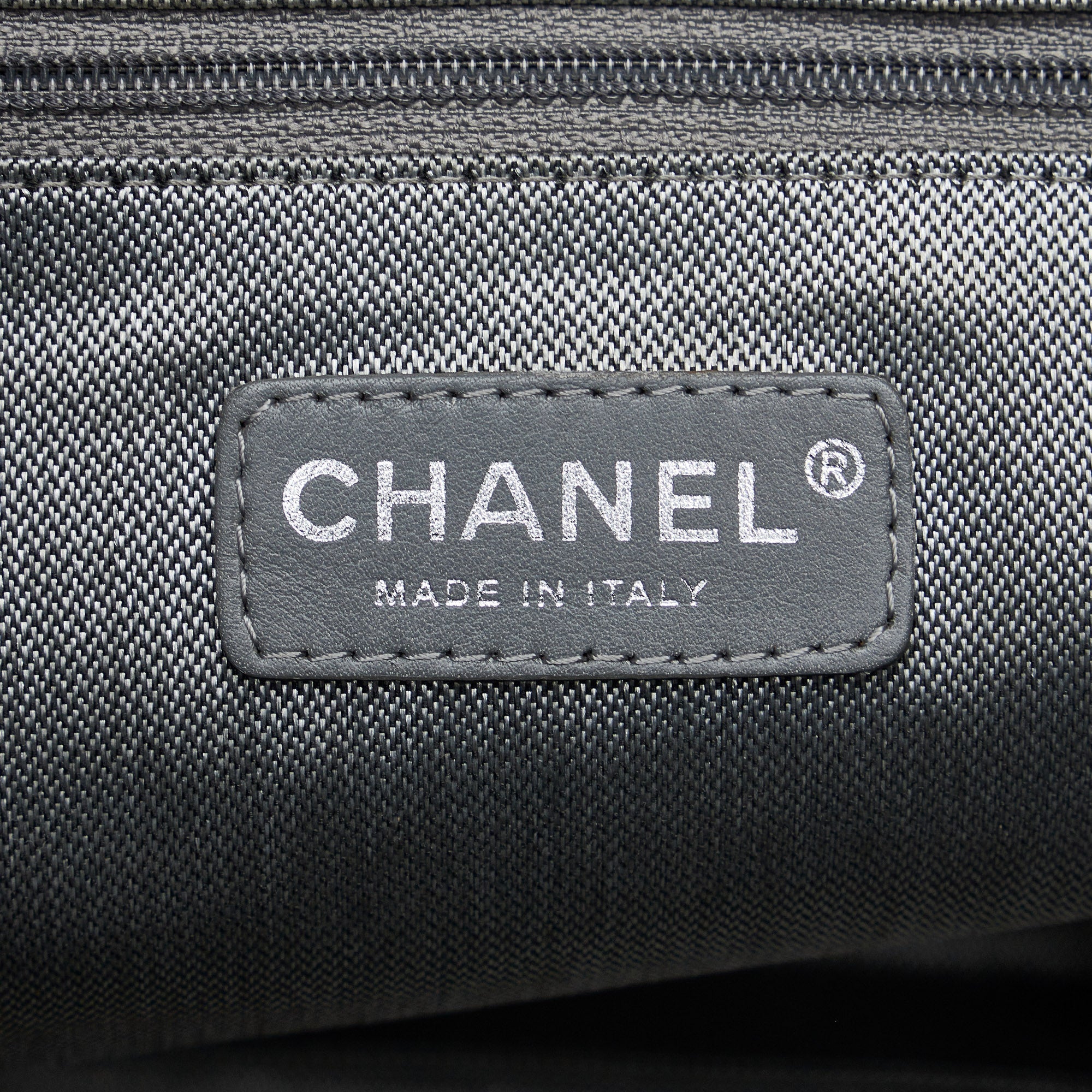 CHANEL CC Mademoiselle Ligne Tote Tote Bag