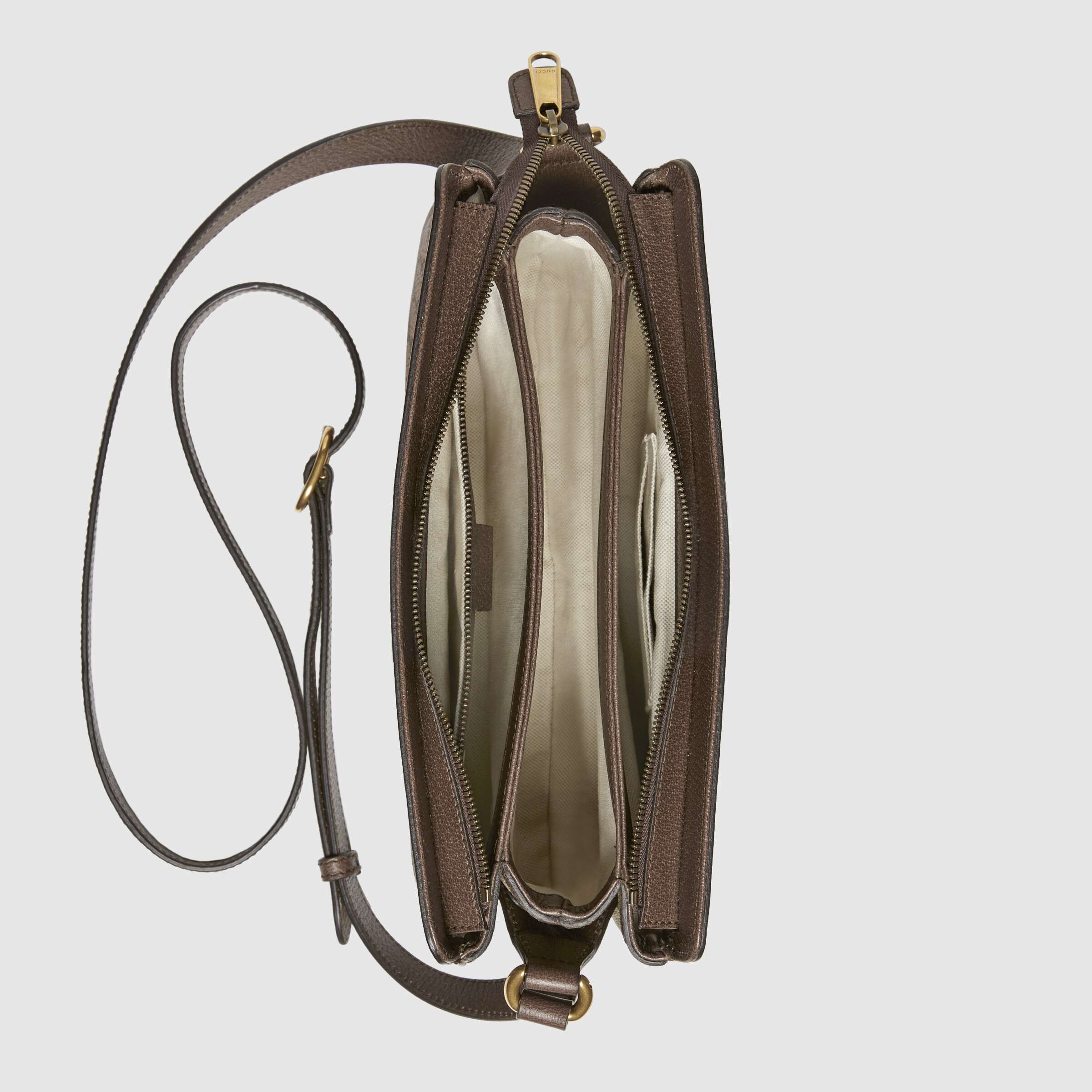 Gucci Ophidia GG Medium Shoulder Bag