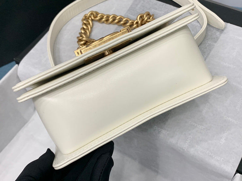 aura-bags - Chanel Bags - 7644