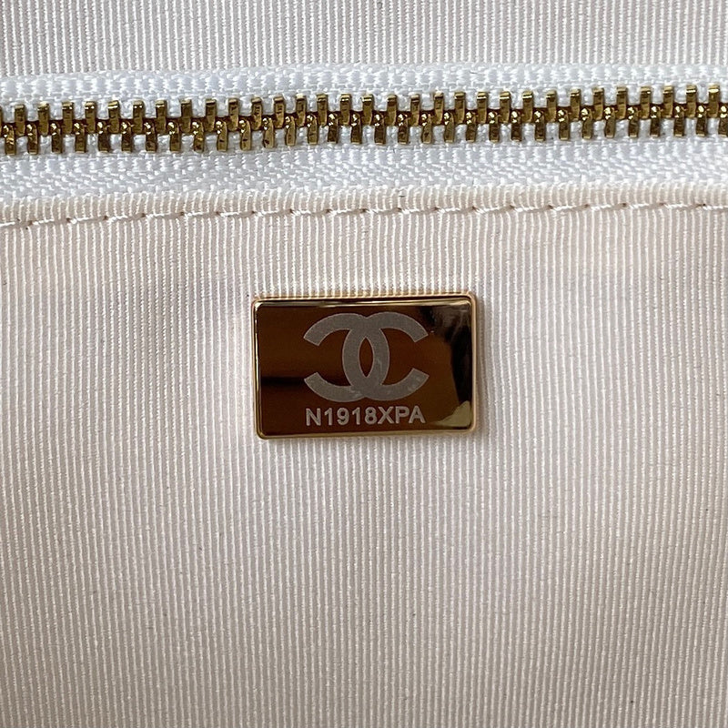 aura-bags - Chanel Bags - 7532