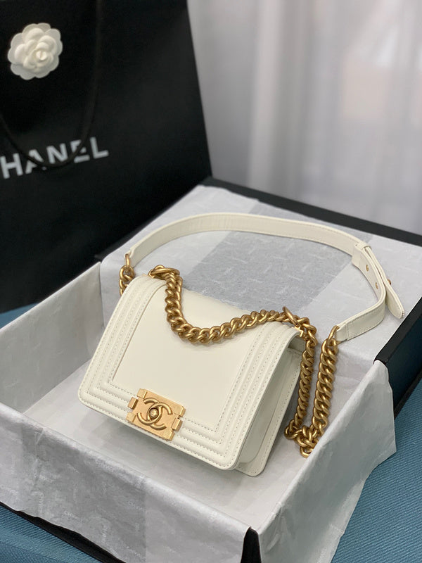 aura-bags - Chanel Bags - 7644