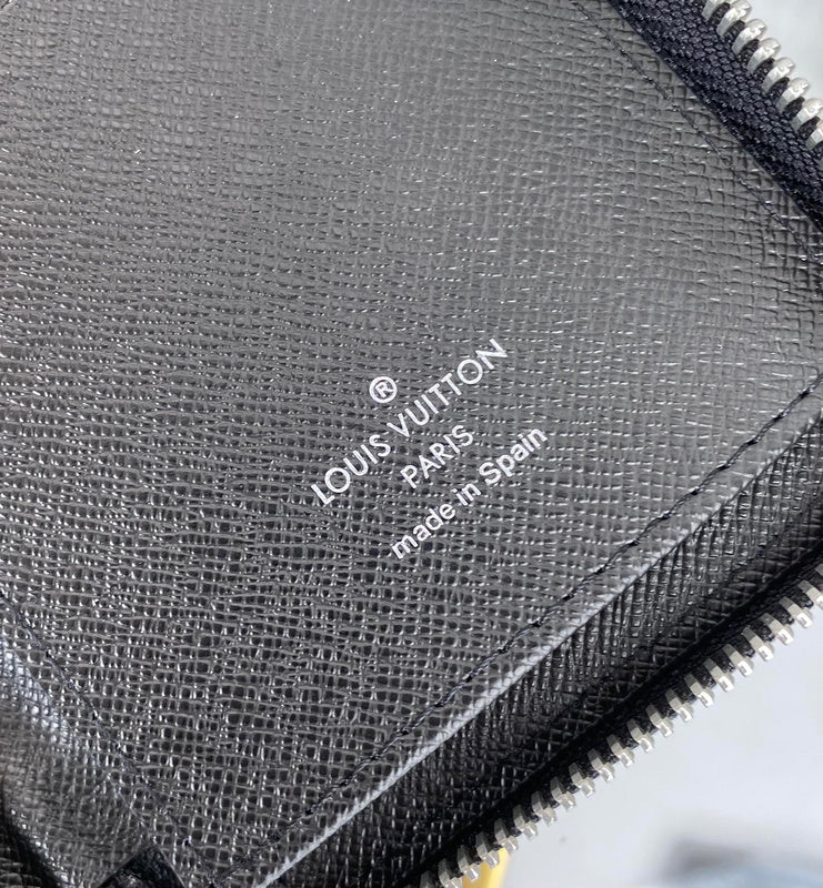 Louis Vuitton Luxury Bags 2337