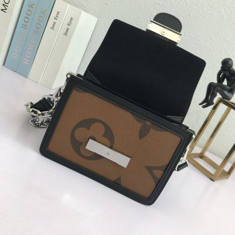 Louis Vuitton Luxury Bags 2056