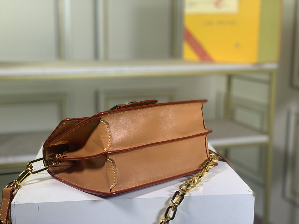 Designer Handbags louis vuitton 109