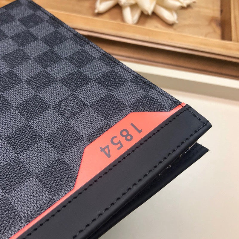 Louis Vuitton Luxury Bags 2330