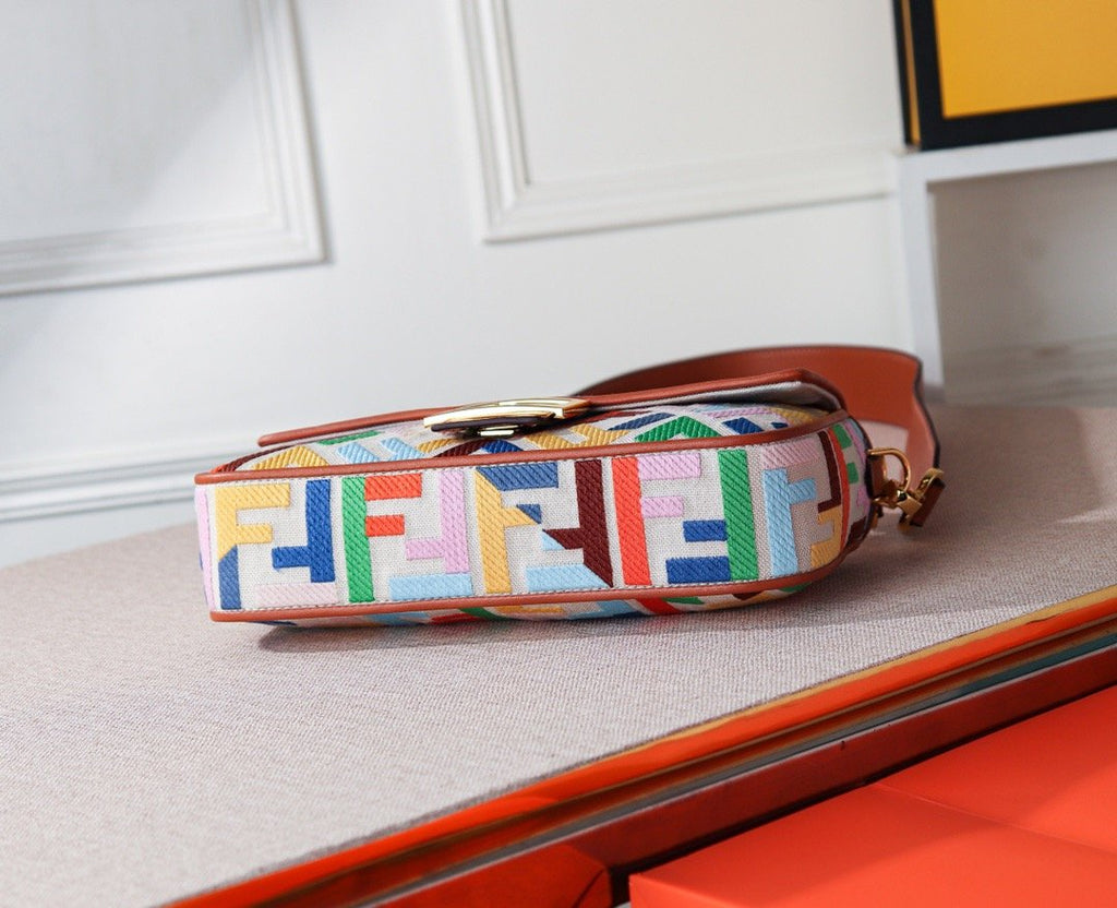 Designer Handbags Fendi 062