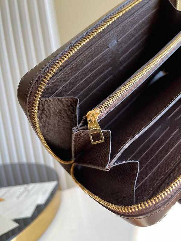 Louis Vuitton Luxury Bags 2361
