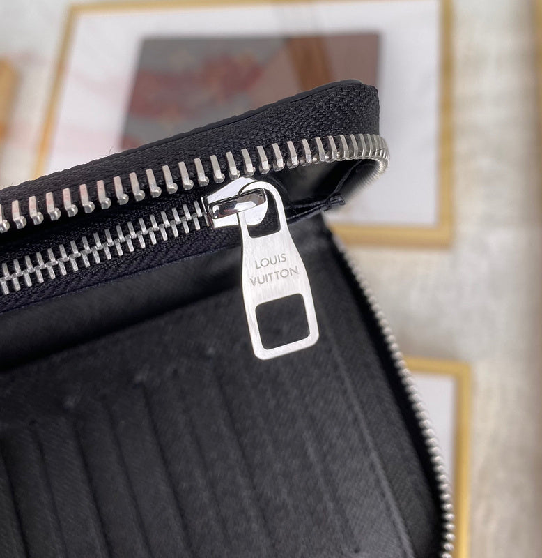 Louis Vuitton Luxury Bags 2448