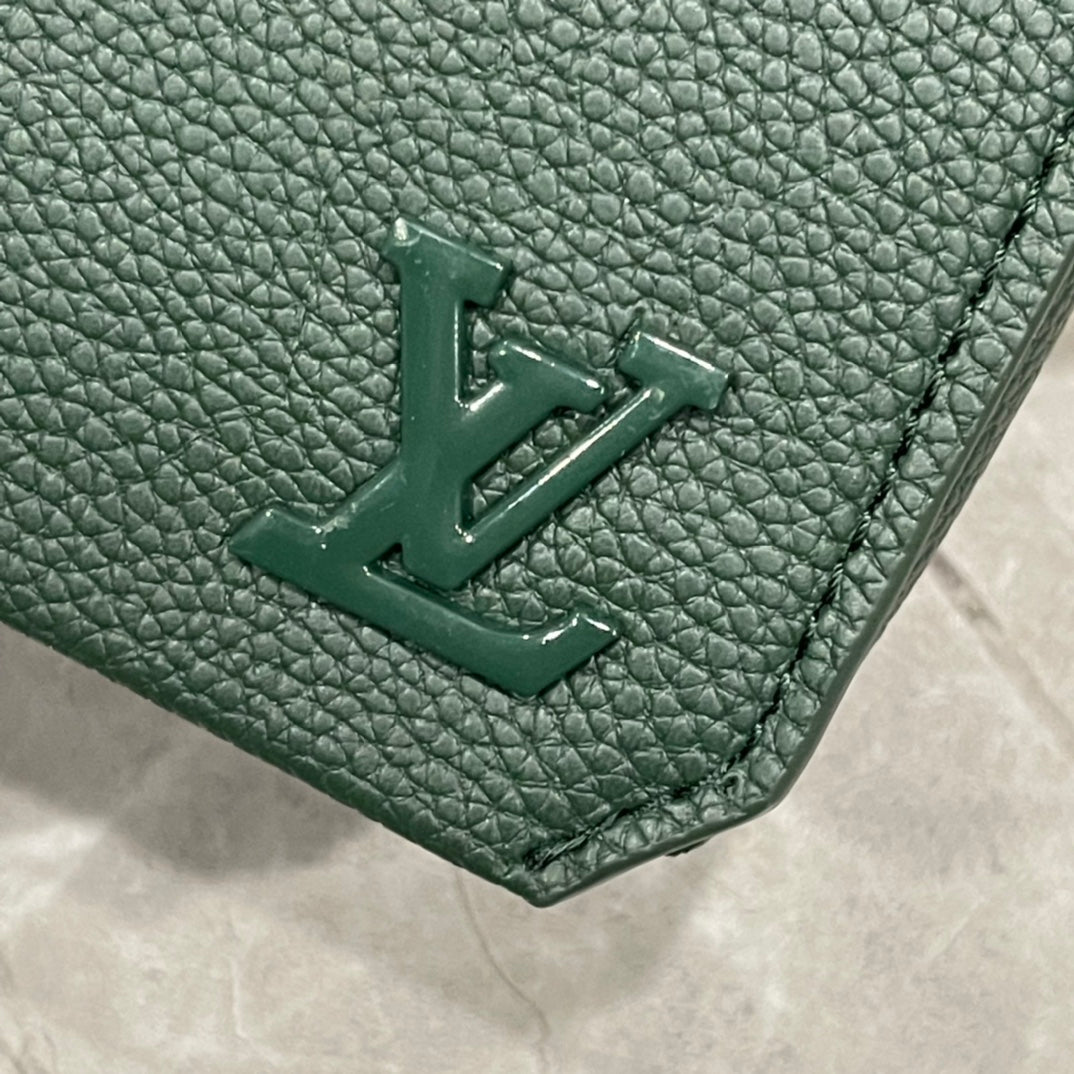 Luxury Bags Louis Vuitton  870