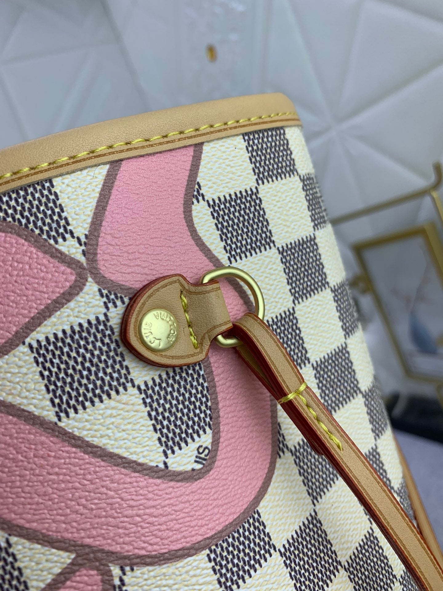 Luxury Bags Louis Vuitton  809