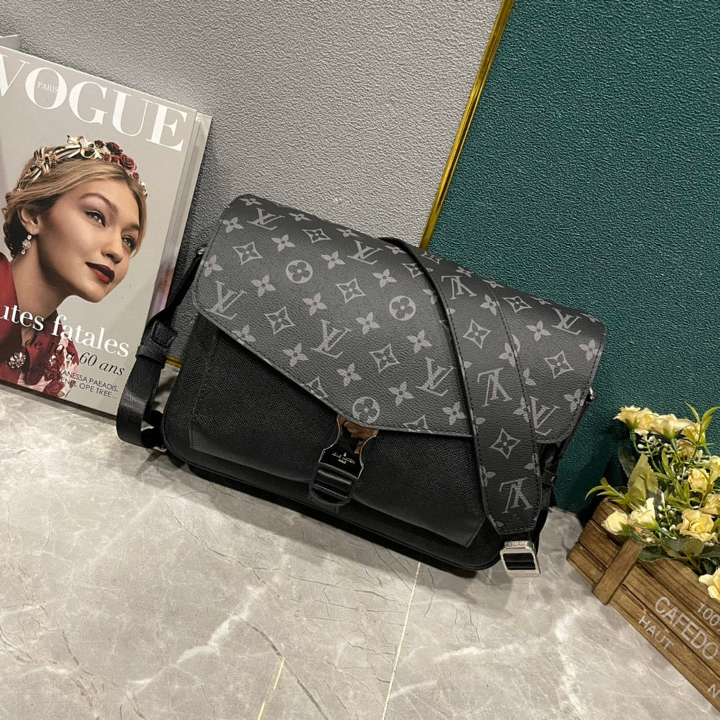 Luxury Bags Louis Vuitton  847