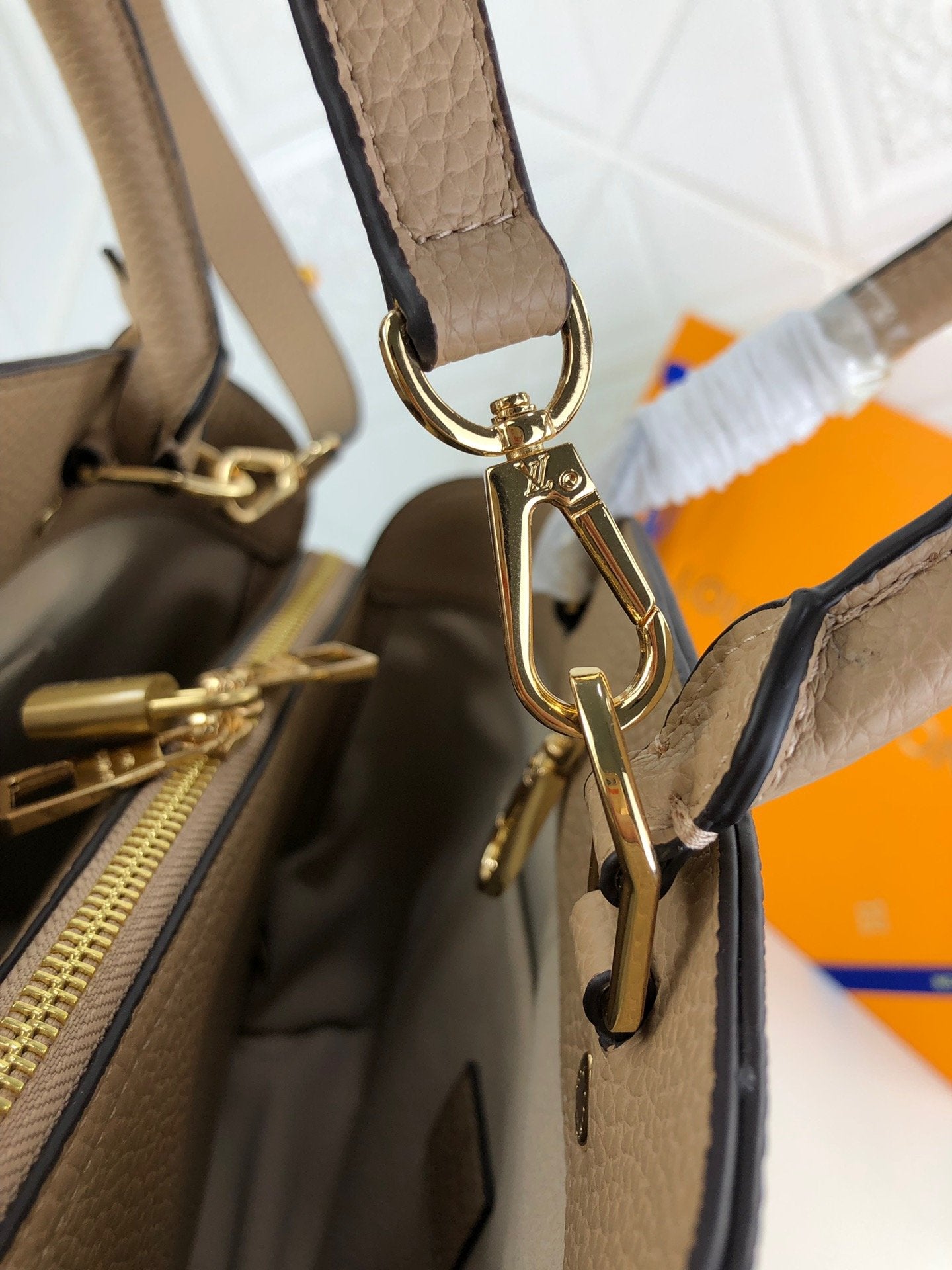 Designer Handbags Louis Vuitton 035