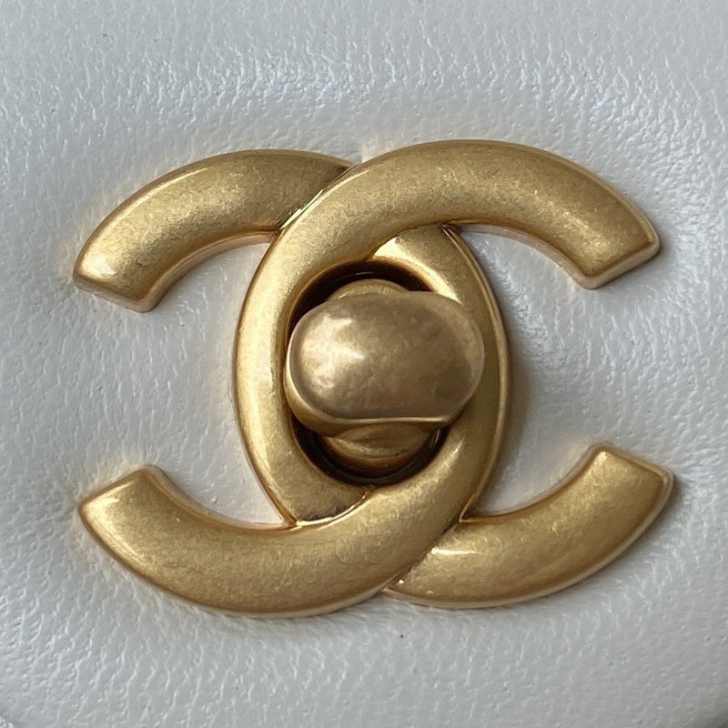aura-bags - Chanel Bags - 7640