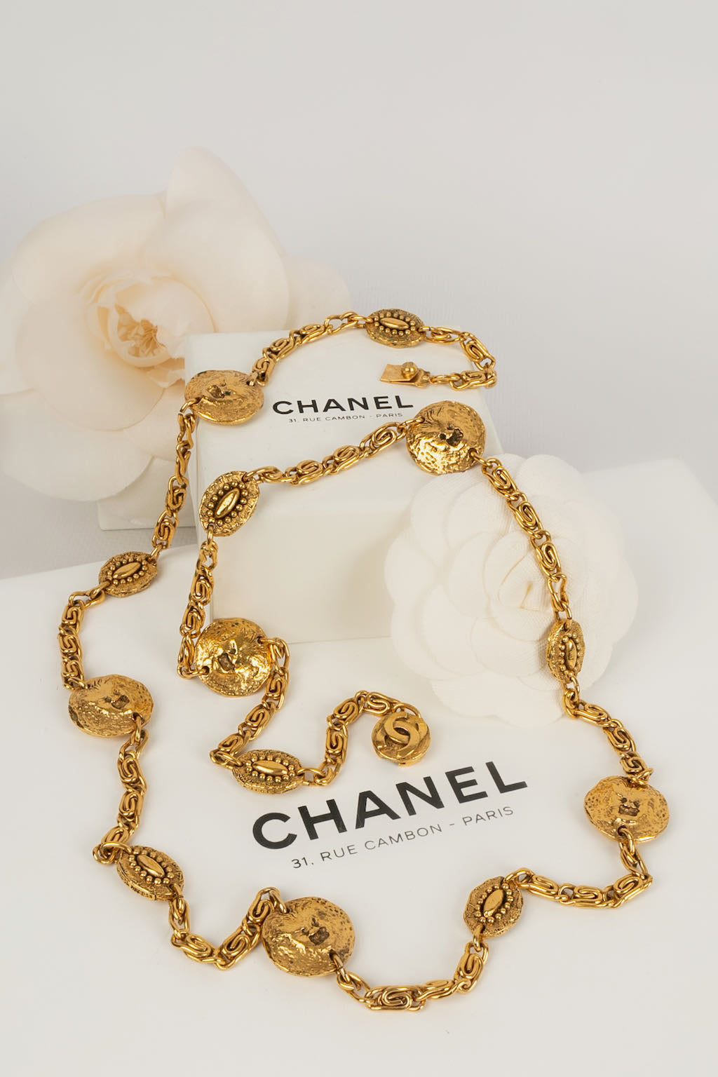 Sautoir/Collier dor�� Chanel