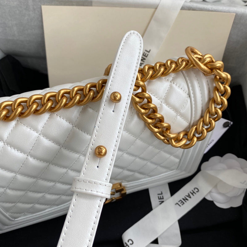 aura-bags - Chanel Bags - 7428