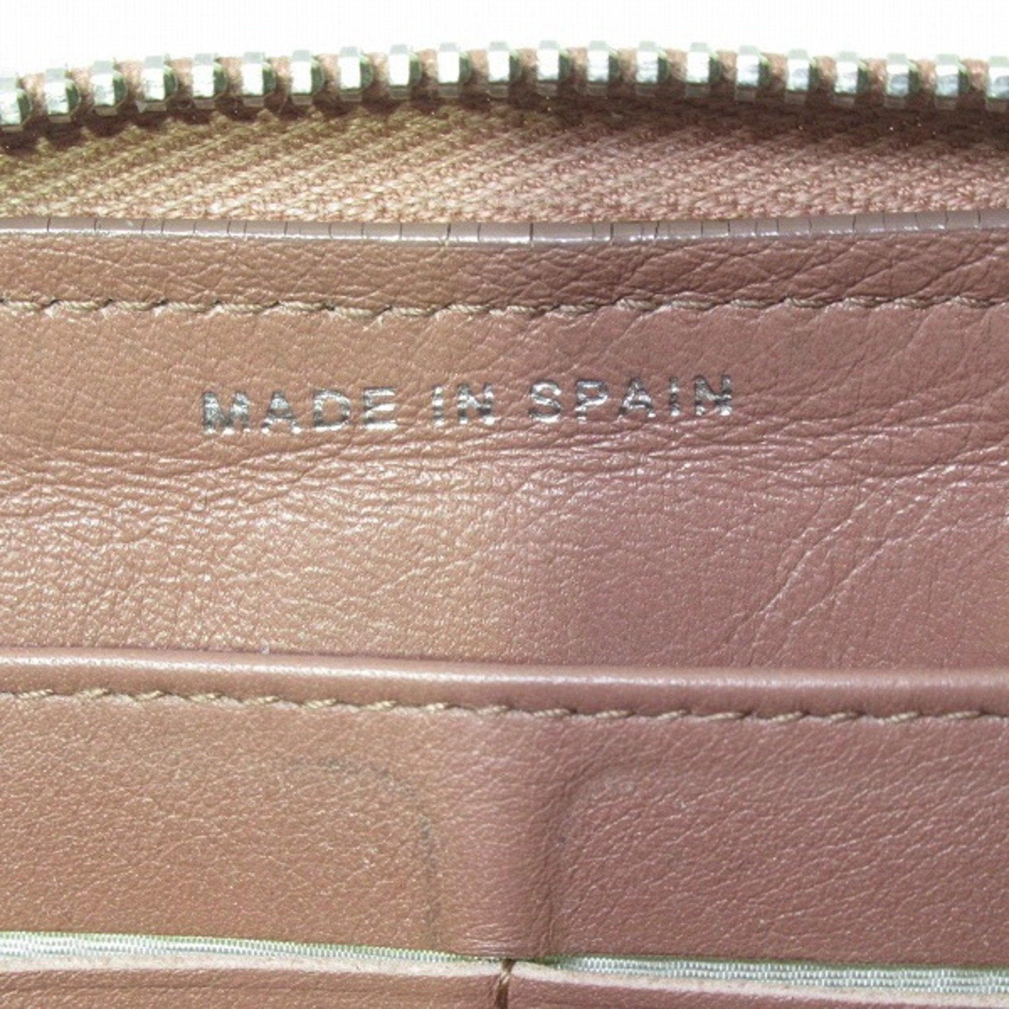 Chanel Brown Leather - wallet accessories