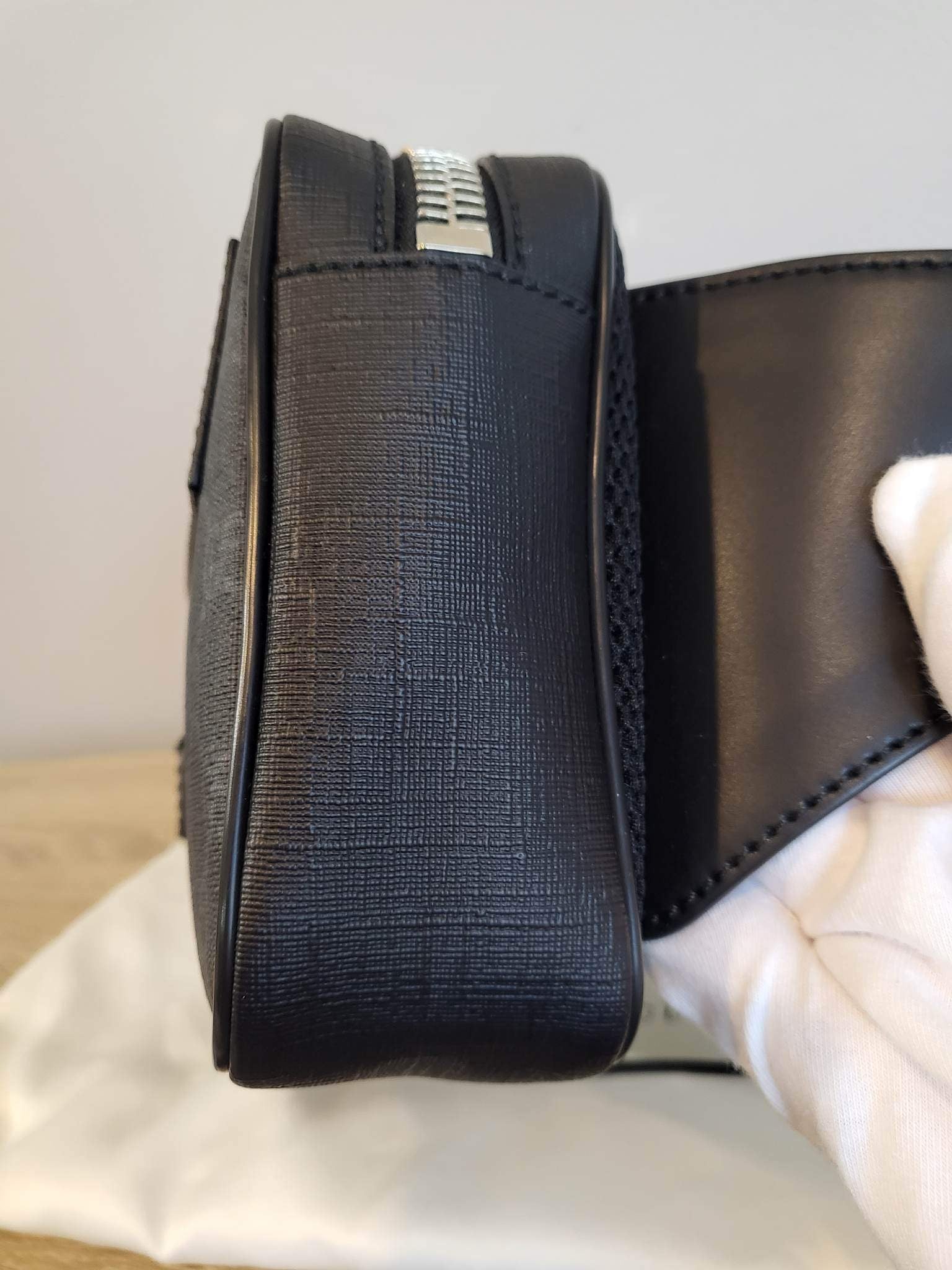 Authentic GG Black Belt Bag Gucci