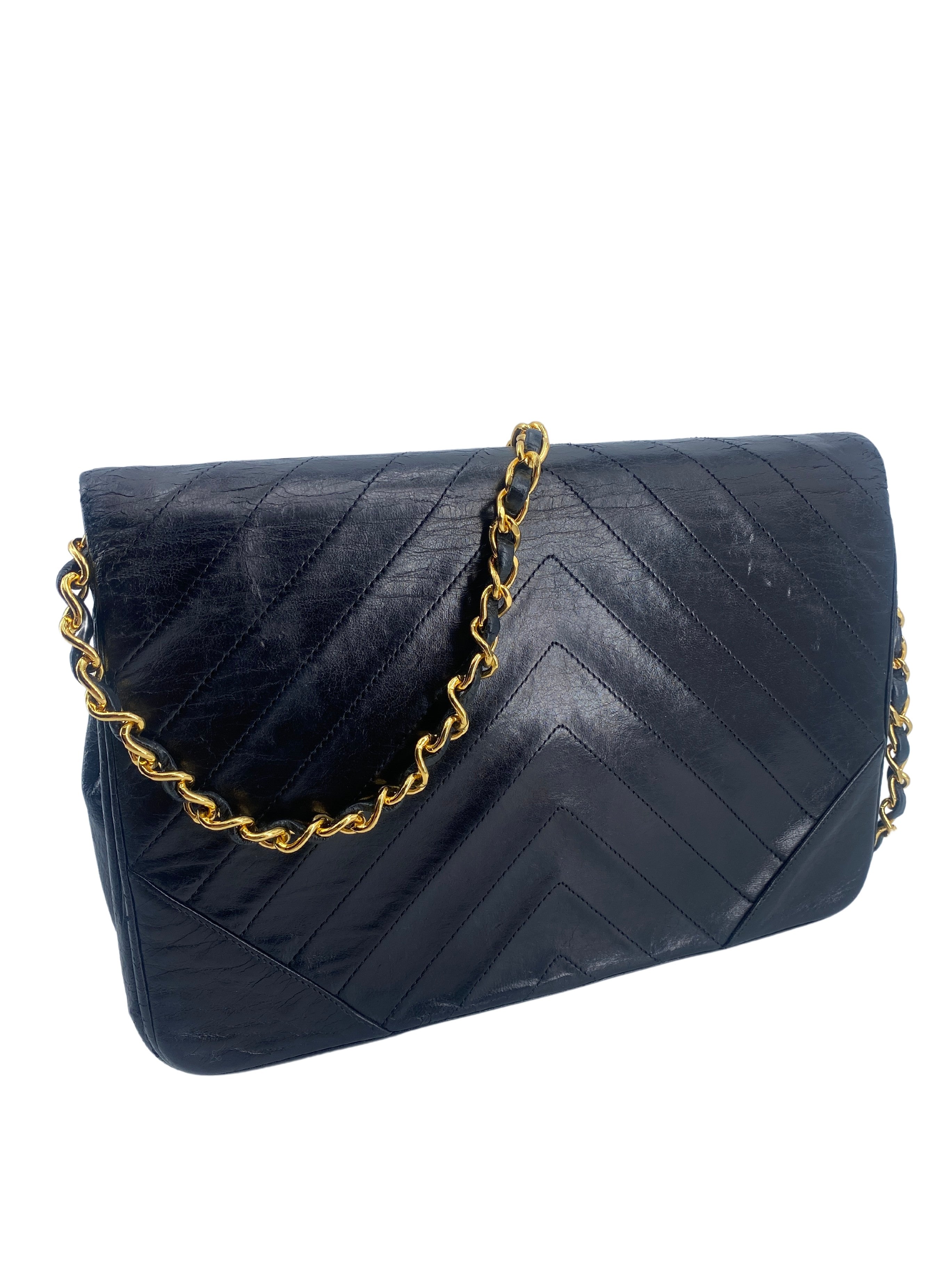 Chanel V-Stich