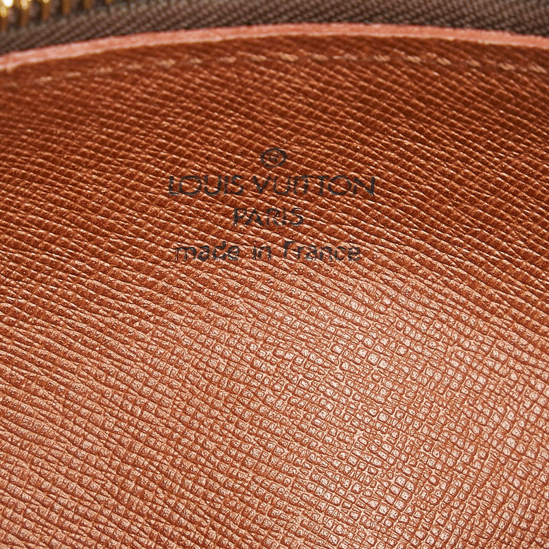 Louis Vuitton Papillon 26 Handbag