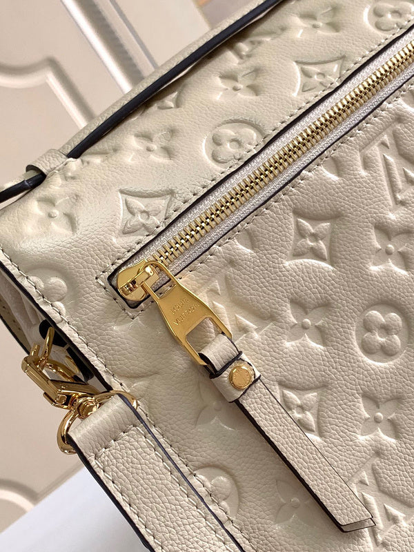 Louis Vuitton Luxury Bags 1807