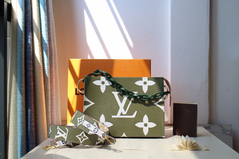 Louis Vuitton Luxury Bags 2665