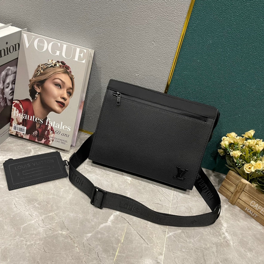 Luxury Bags Louis Vuitton  858