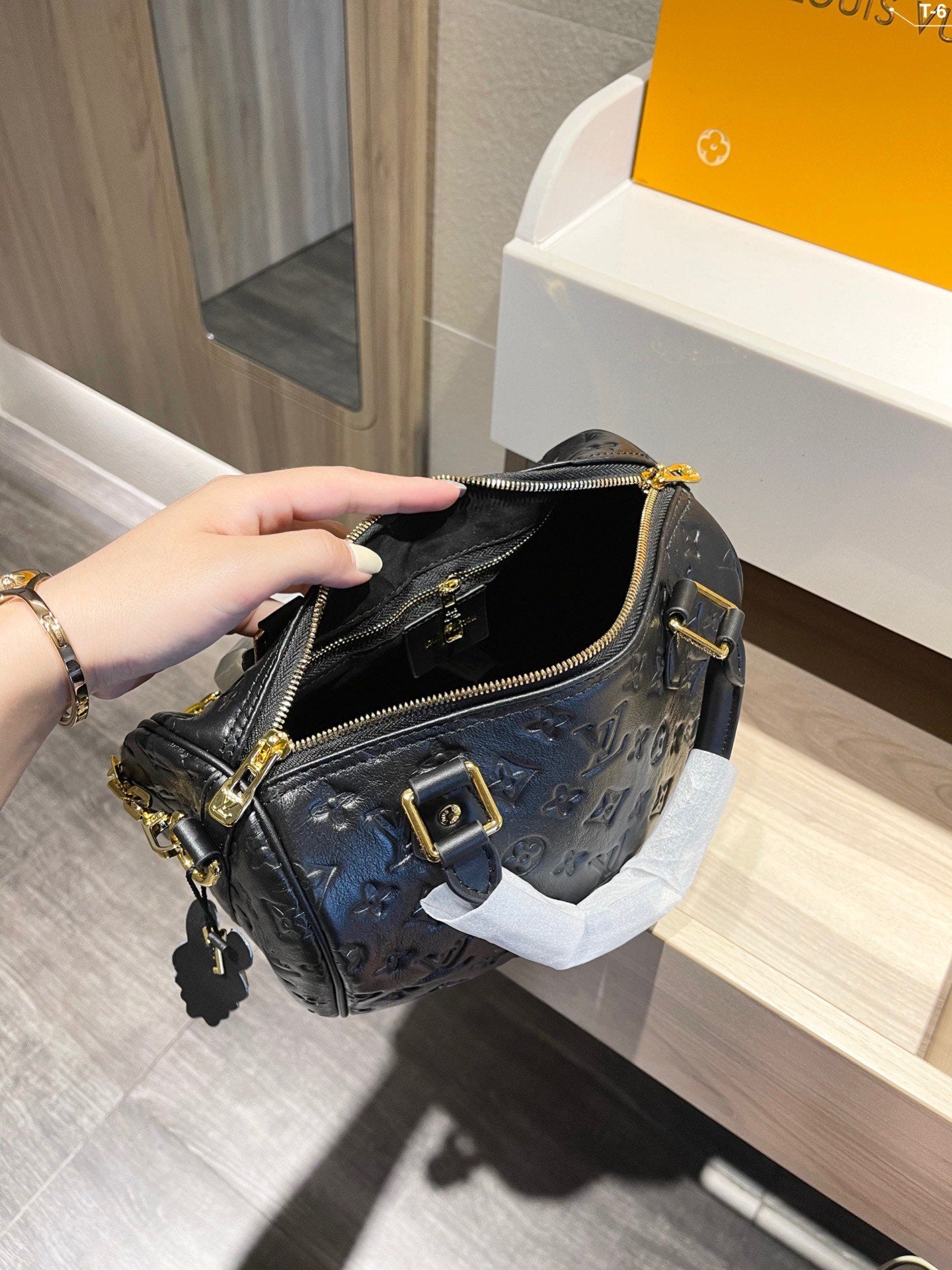 Designer Handbags Louis Vuitton 476