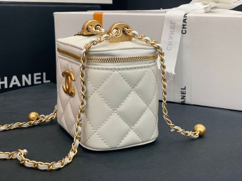 aura-bags - Chanel Bags - 7676