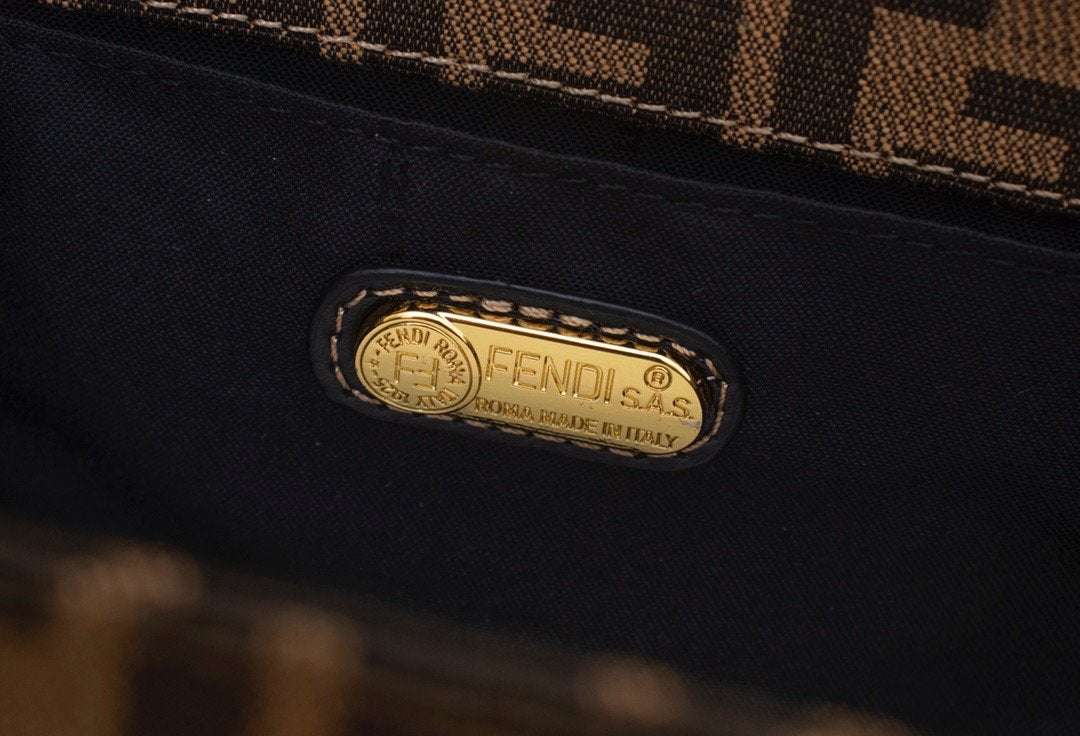 Designer Handbags Fendi 023