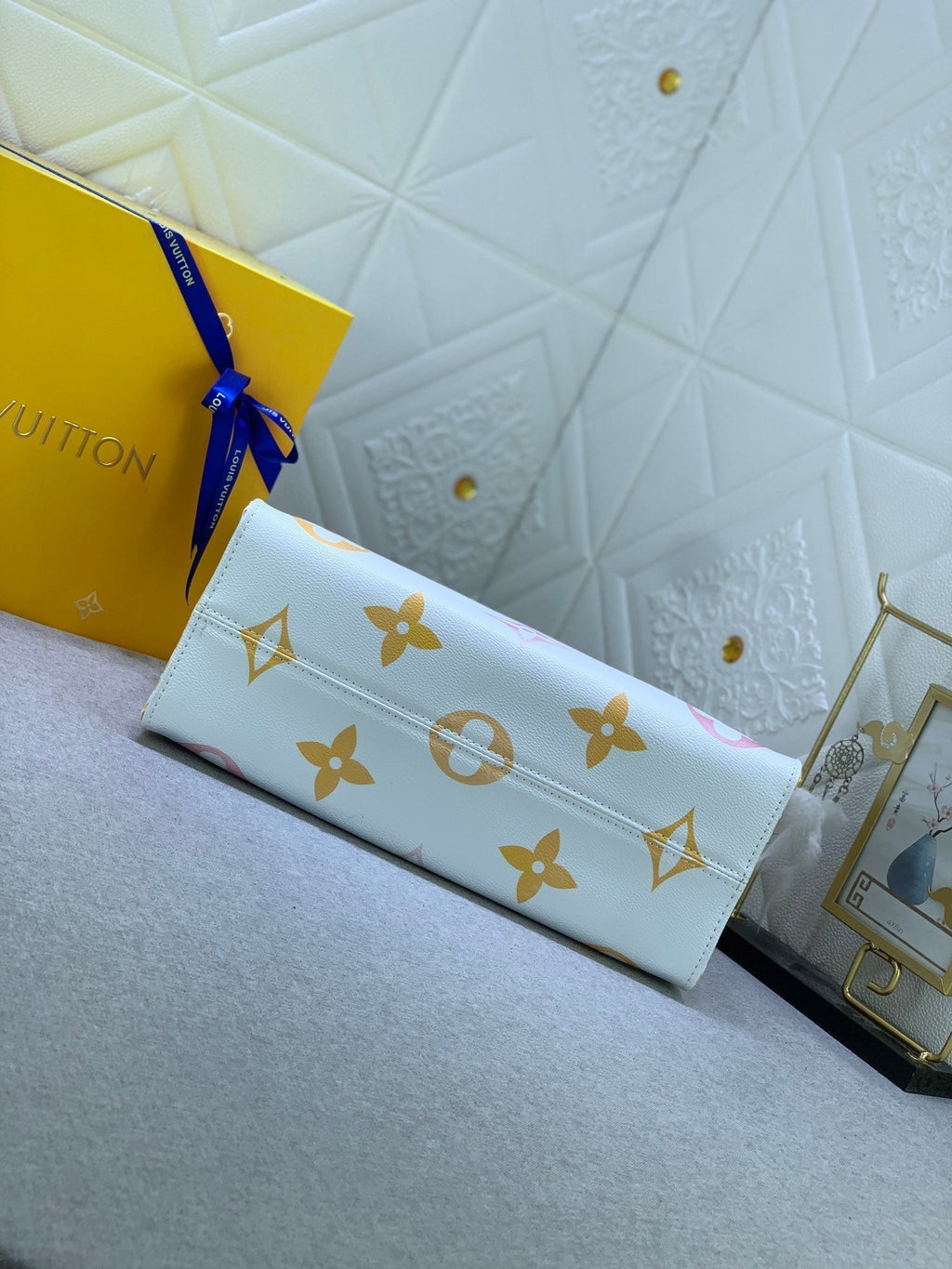 Luxury Bags Louis Vuitton  815