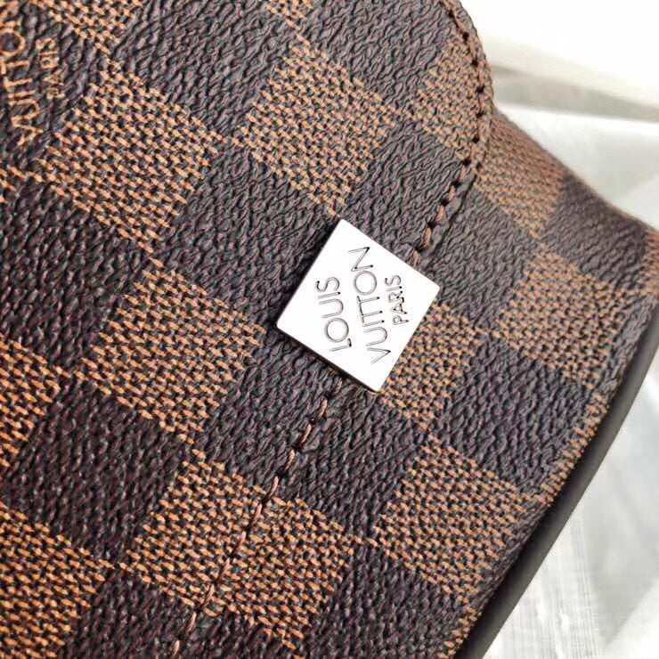 Louis Vuitton Luxury Bags 2700