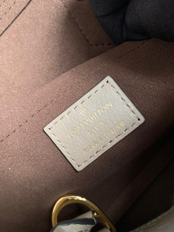 Louis Vuitton Luxury Bags 1853