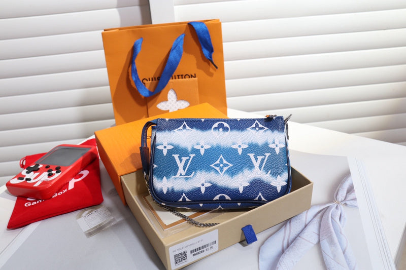 Louis Vuitton Luxury Bags 2776