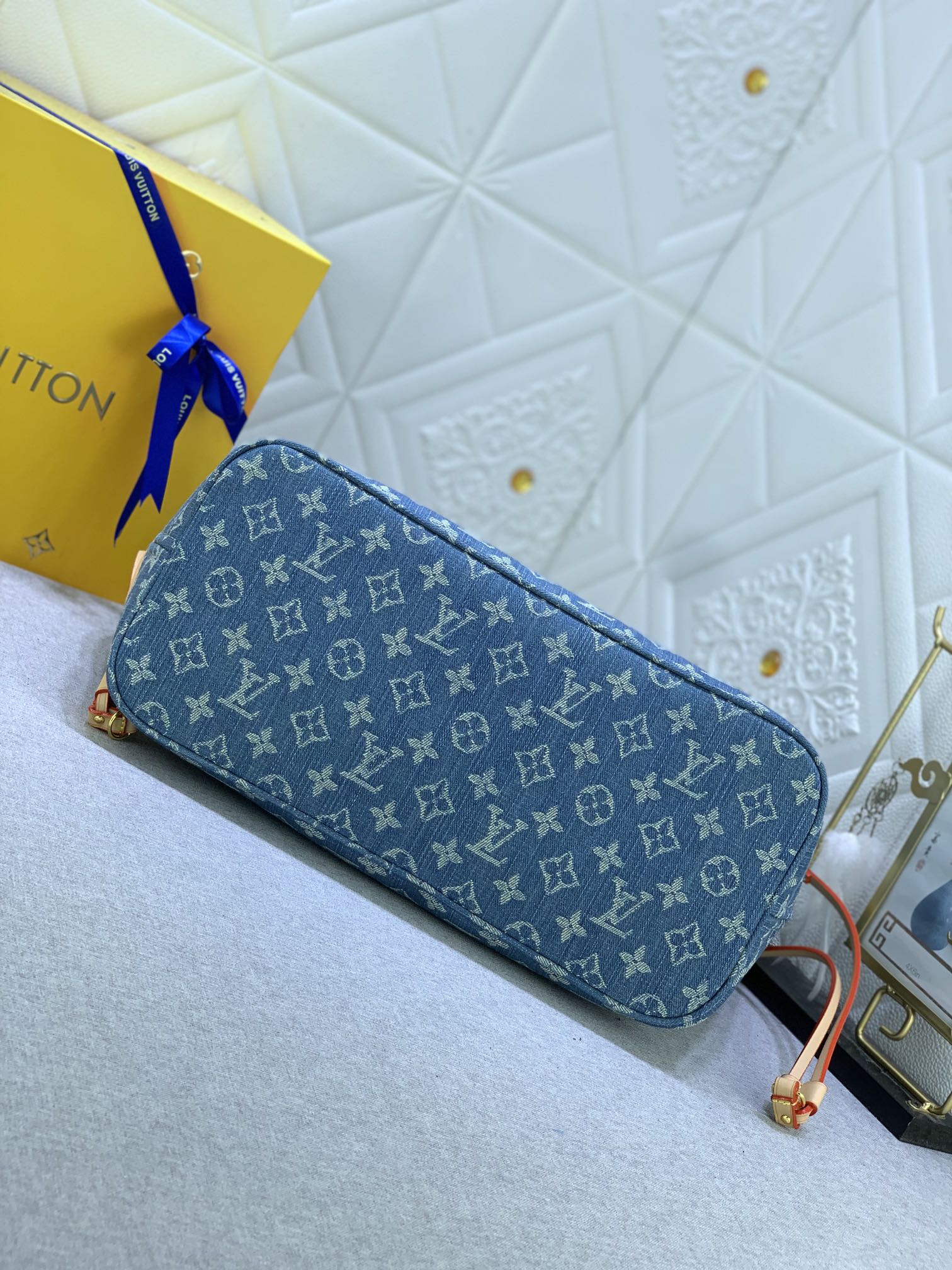 Luxury Bags Louis Vuitton  877