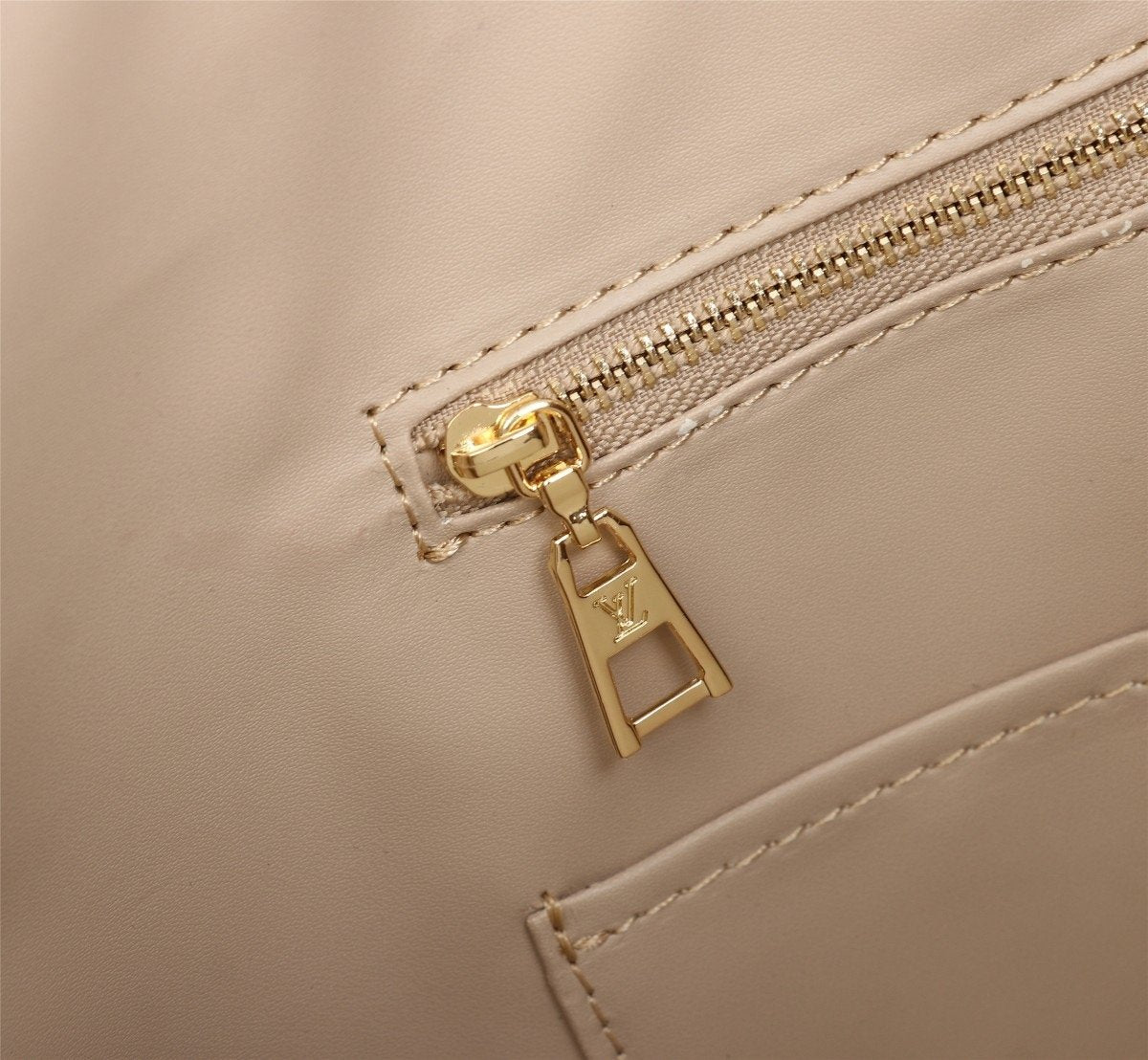 Designer Handbags Louis Vuitton 034