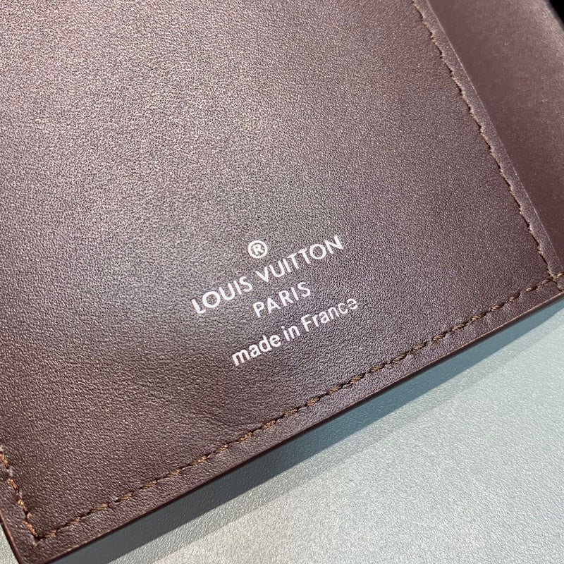 Louis Vuitton Luxury Bags 2401