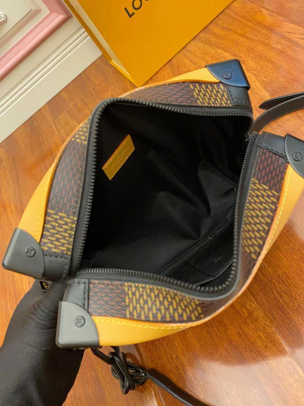 Louis Vuitton Luxury Bags 2651