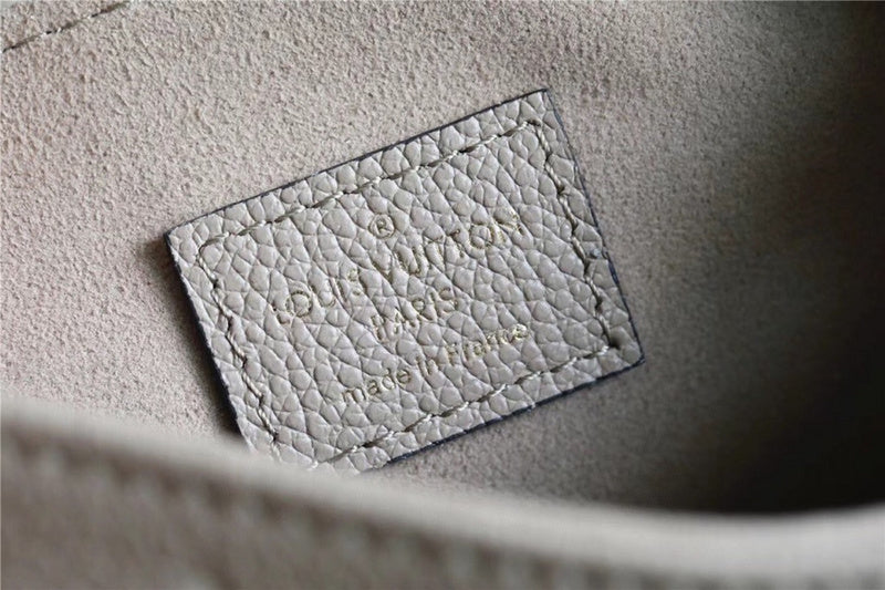 Luxury - Louis Vuitton Bags - 012