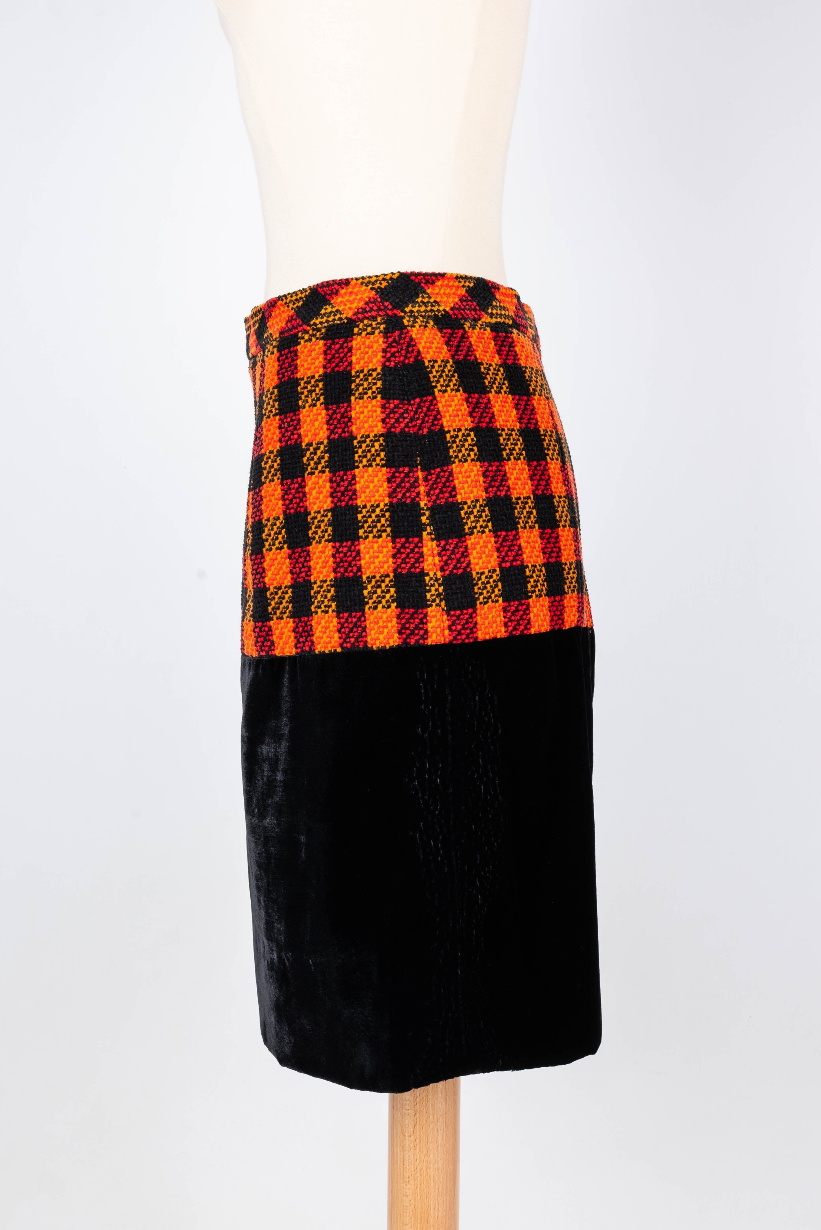 Ensemble de tailleur Chanel 1990's