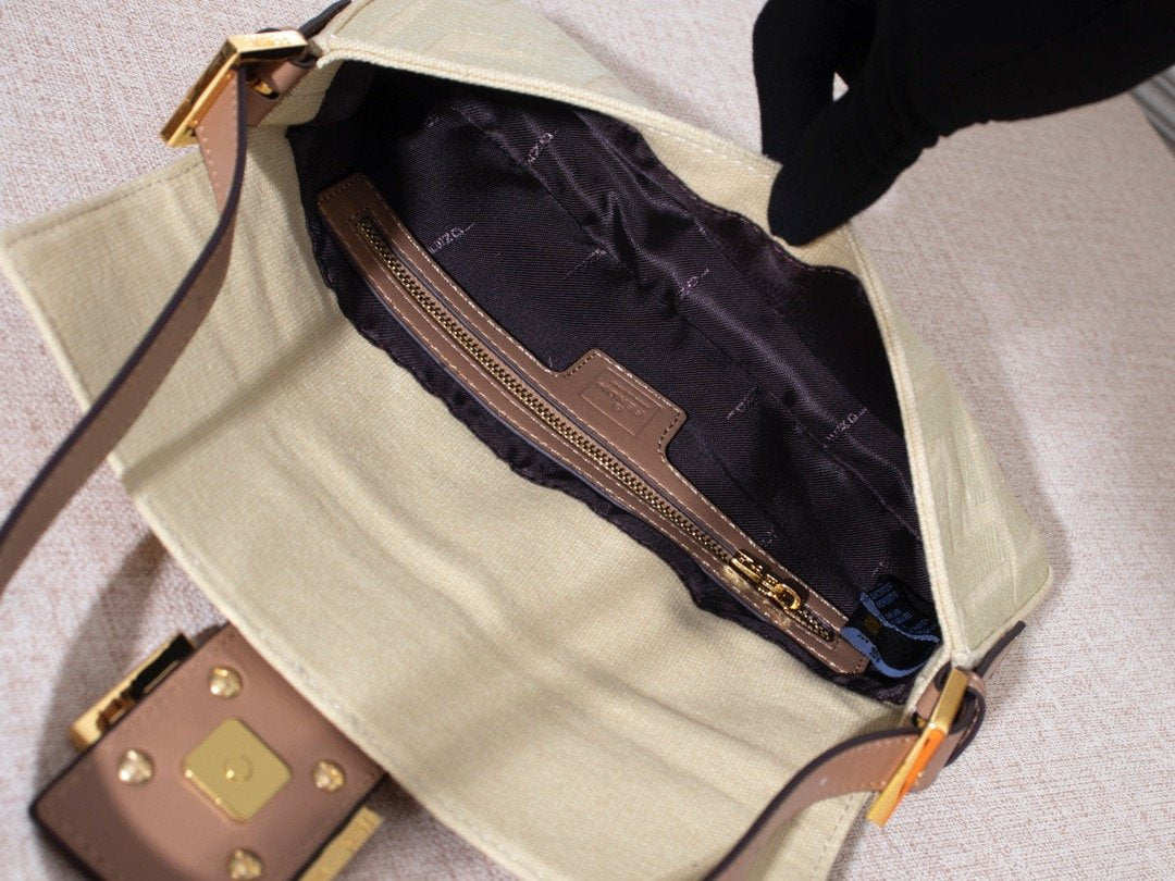 Designer Handbags Fendi 080
