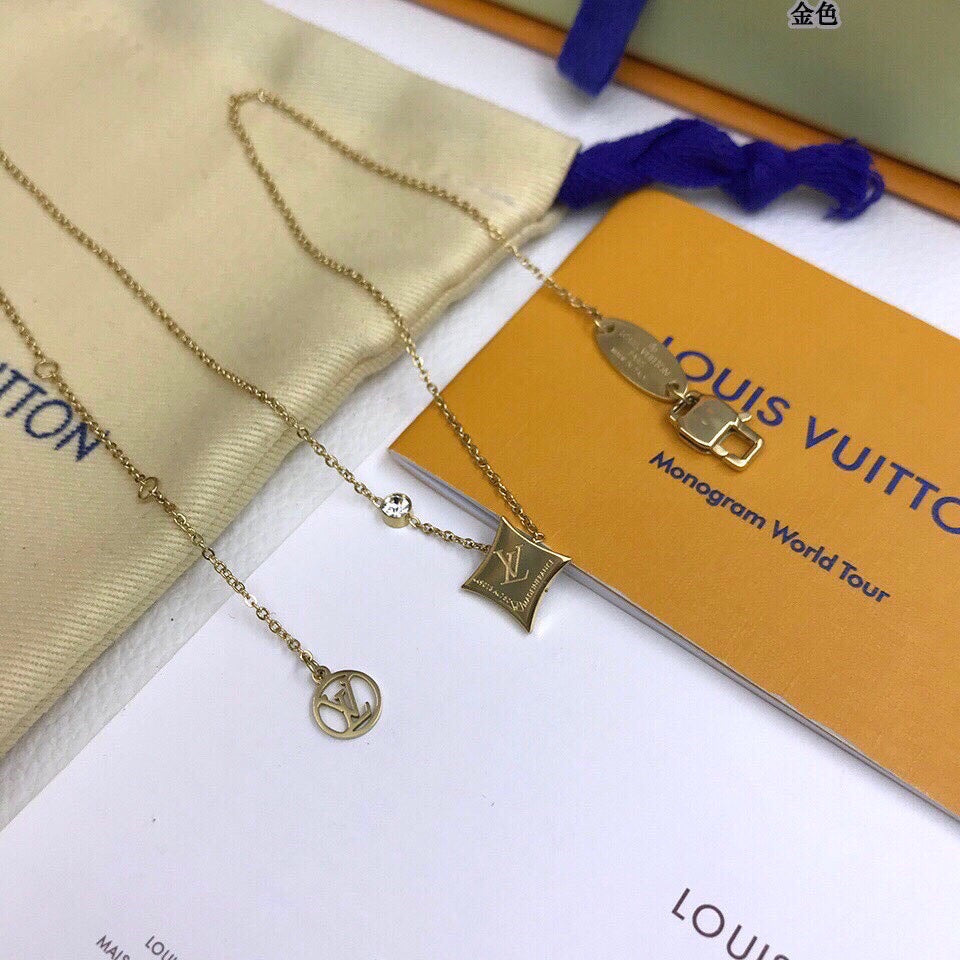 BG - Holiday Necklace louis vuitton005