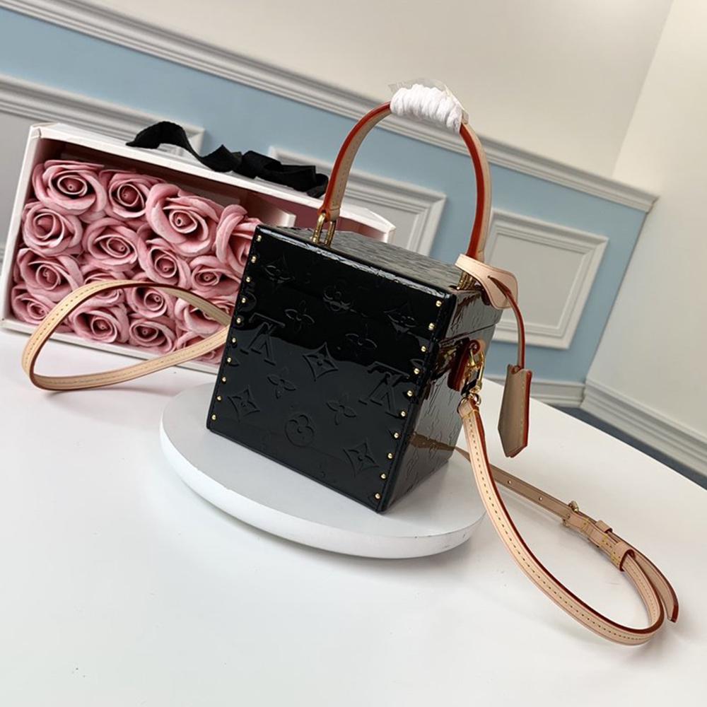 Louis Vuitton Bleeker Box Bag
